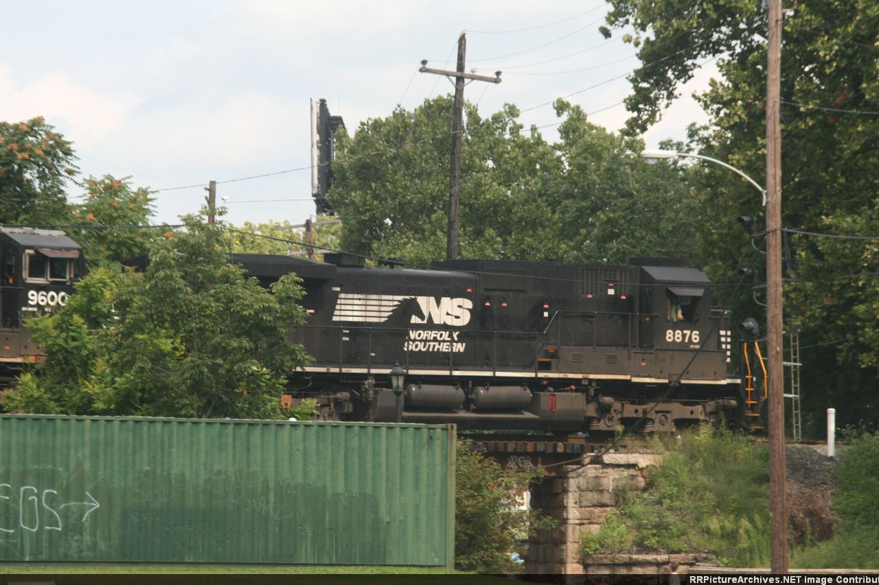 NS 8876